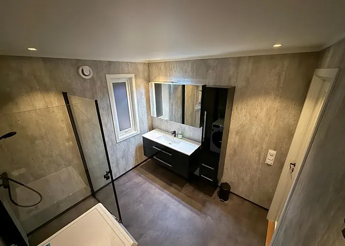 Langhaugen - * Kabelvåg