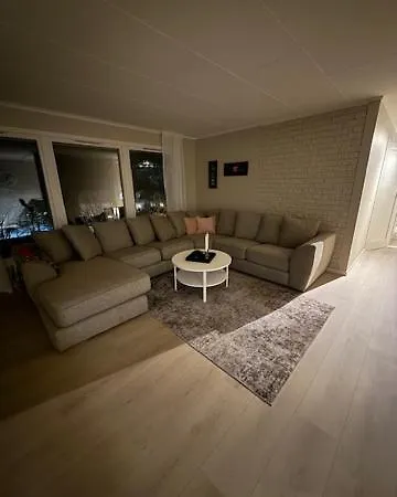 Langhaugen - * Kabelvåg