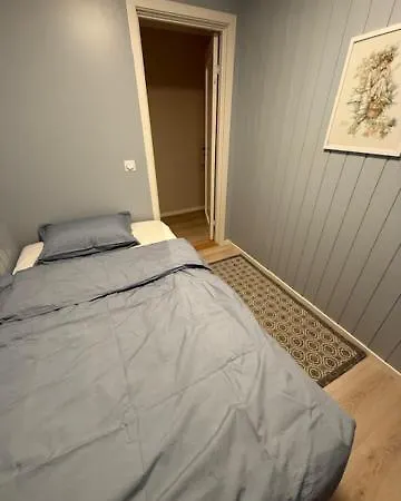 Langhaugen - * Kabelvåg